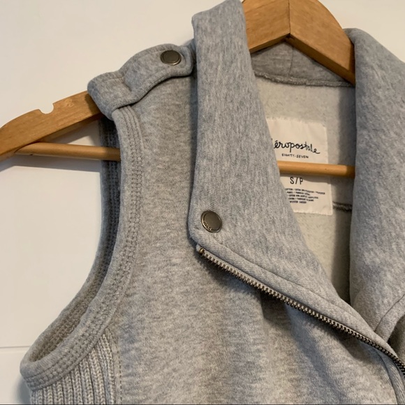 Aeropostale | Grey Vest - Picture 2 of 14